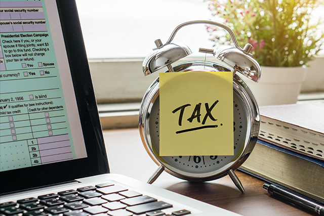 tax-reminder-alarm-clock-difficulty-paying-HMRC-blog-FEATURED-IMAGE.